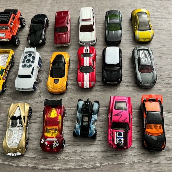 Hotwheels and Racing Die cast Cars lot #3 lot of 30 - Picture 3 of 4